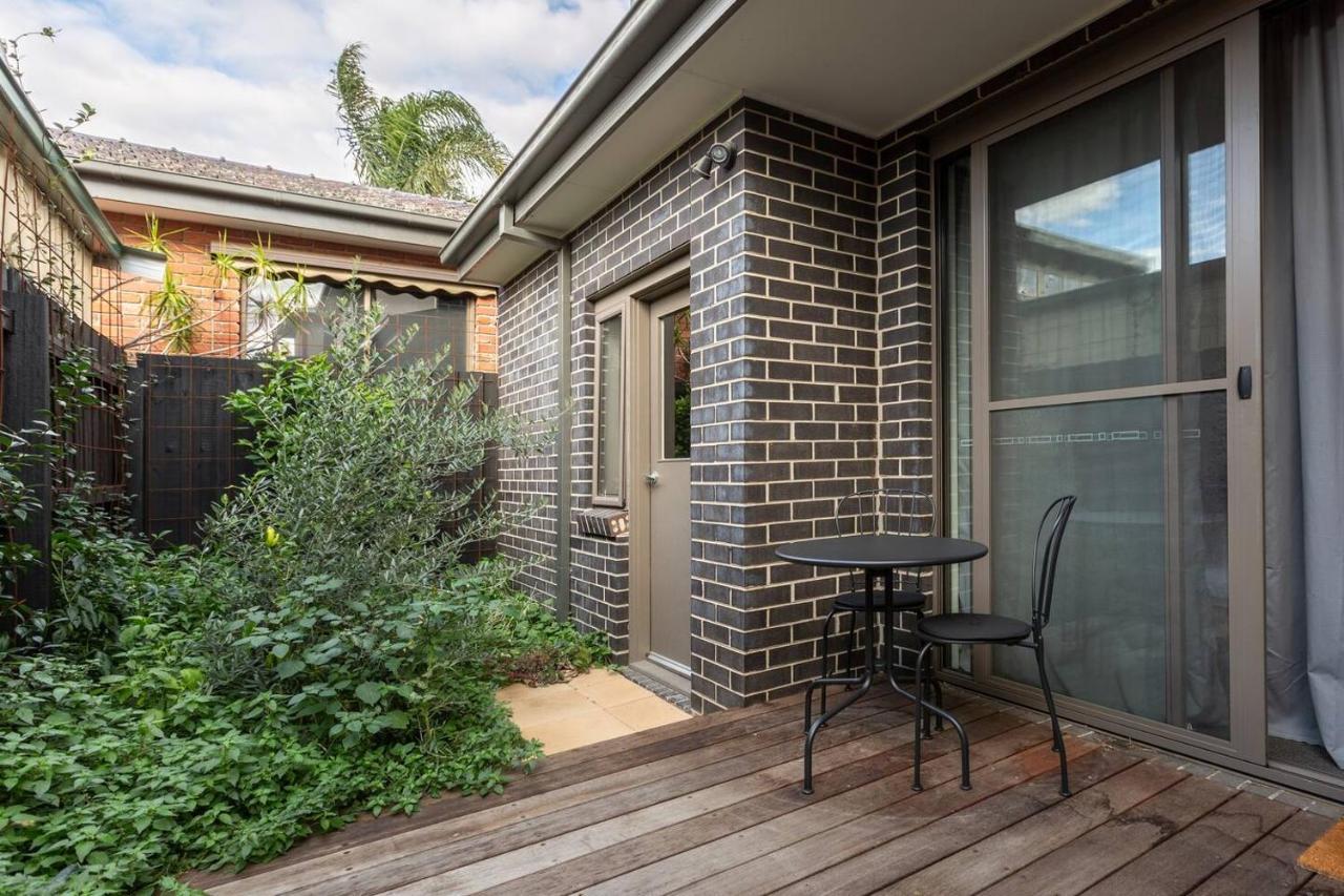 Primrose - Chic Mid-Century Style In Brunswick Villa Melbourne Buitenkant foto